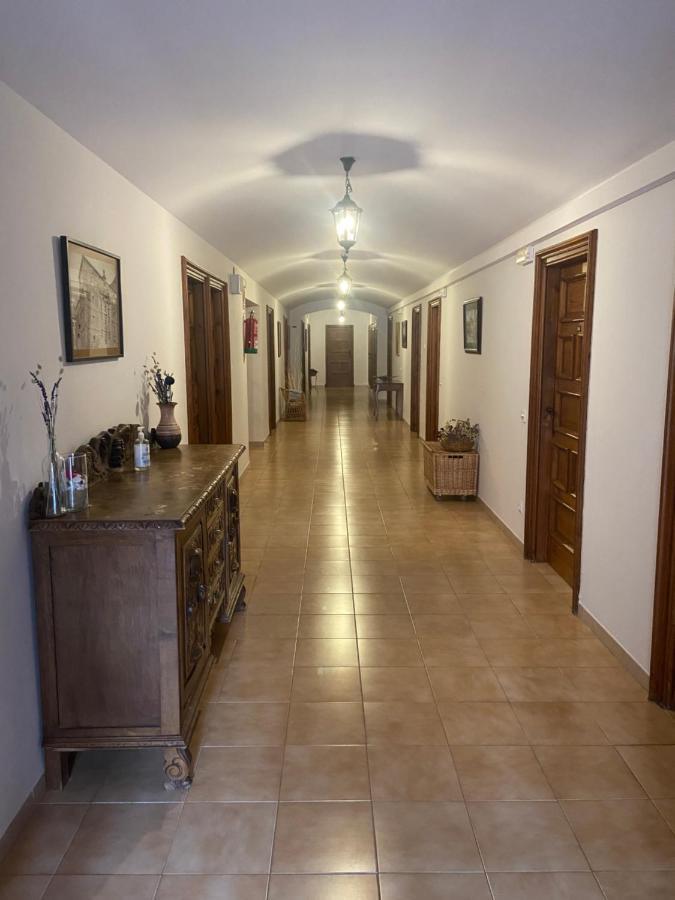 Monasterio De Santa Maria De Valvanera Anguiano Екстериор снимка