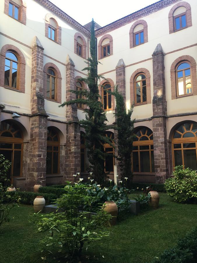Monasterio De Santa Maria De Valvanera Anguiano Екстериор снимка